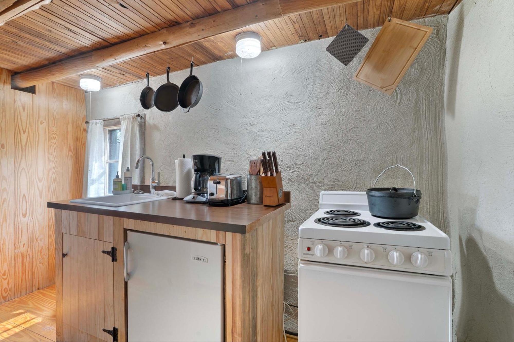 Rustic Baileys Retreat Cabin Near Wineries! Crozet المظهر الخارجي الصورة